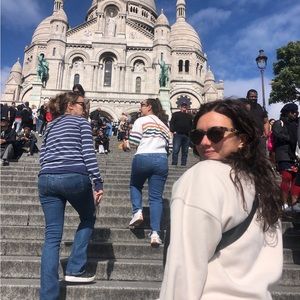 Meet your Posher, Lauren